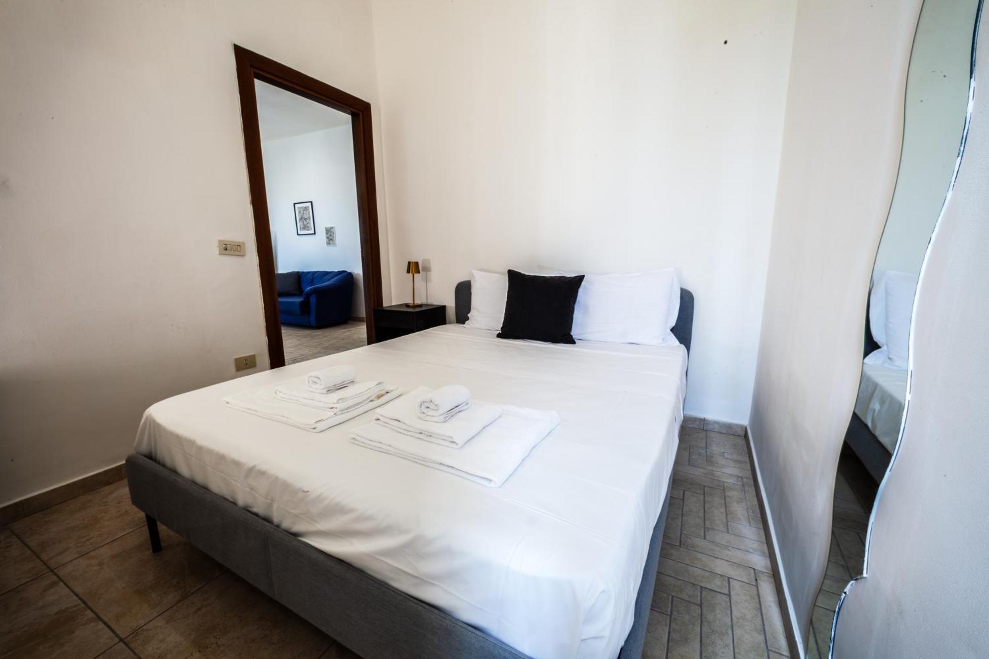 Mh Suites Rooms Apartments Bacoli Szoba fotó