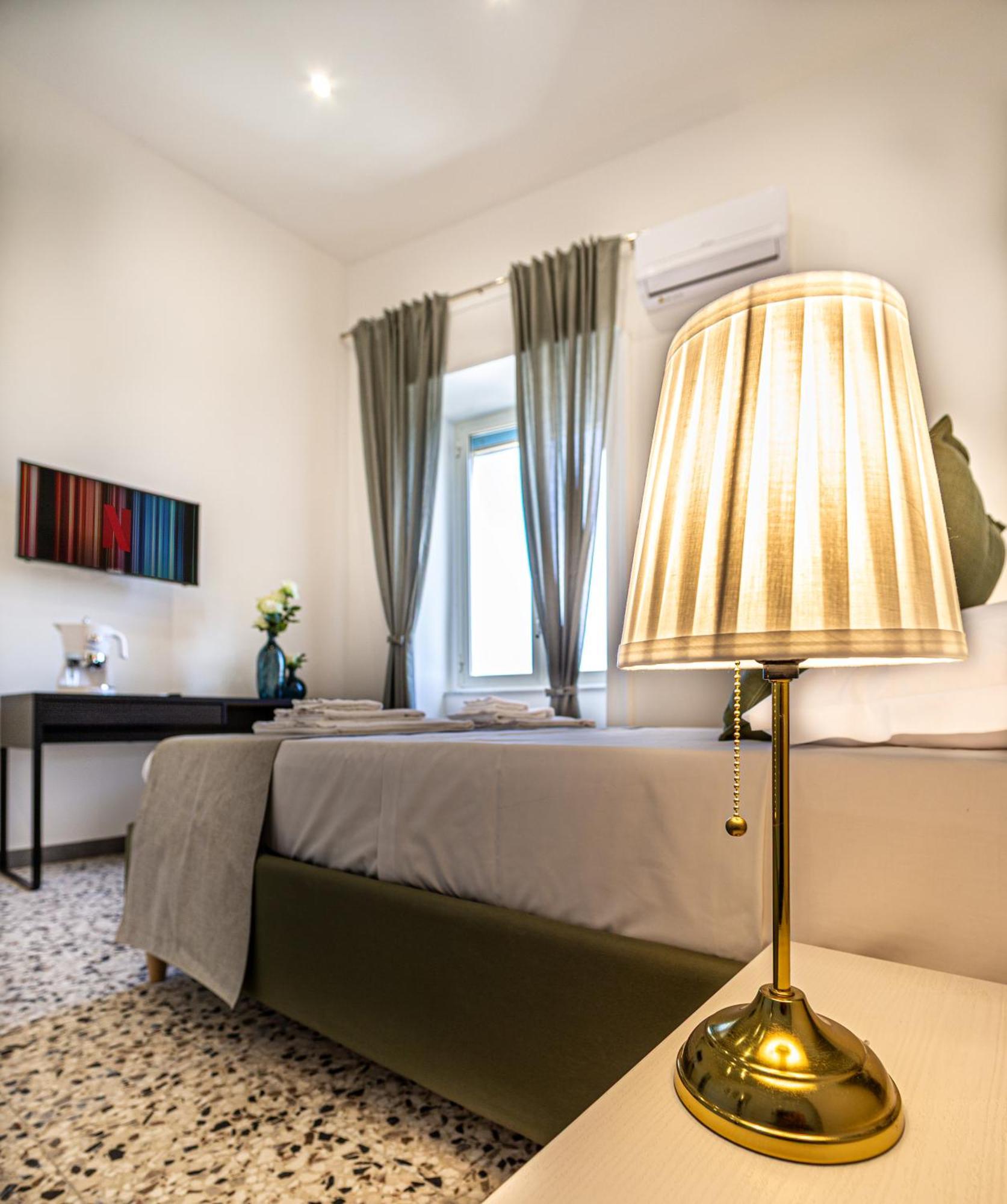 Mh Suites Rooms Apartments Bacoli Kültér fotó